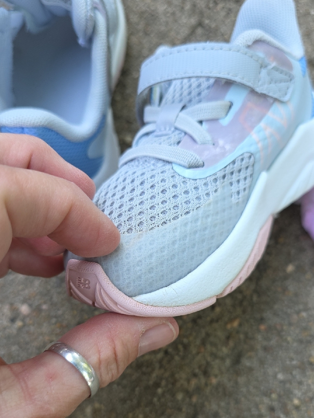 New Balance Rave Run v2 Bungee Lace With Top Strap - Picture 10 of 11